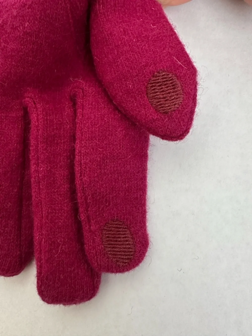 A New Day Red Touchscreen Gloves One Size Soft Stretch Winter Warm